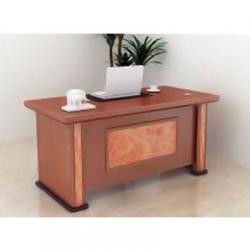 Bàn trưởng phòng cao cấp kiểu dáng sang trọng tạo cảm giác uy nghiêm