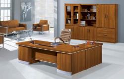 Bàn giám đốc Hòa Phát