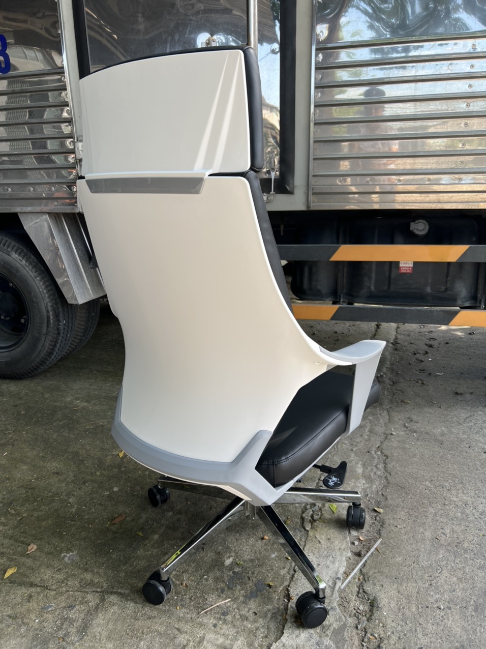 Ghế giám đốc nhập khẩu PT6101A, ghế PT310A