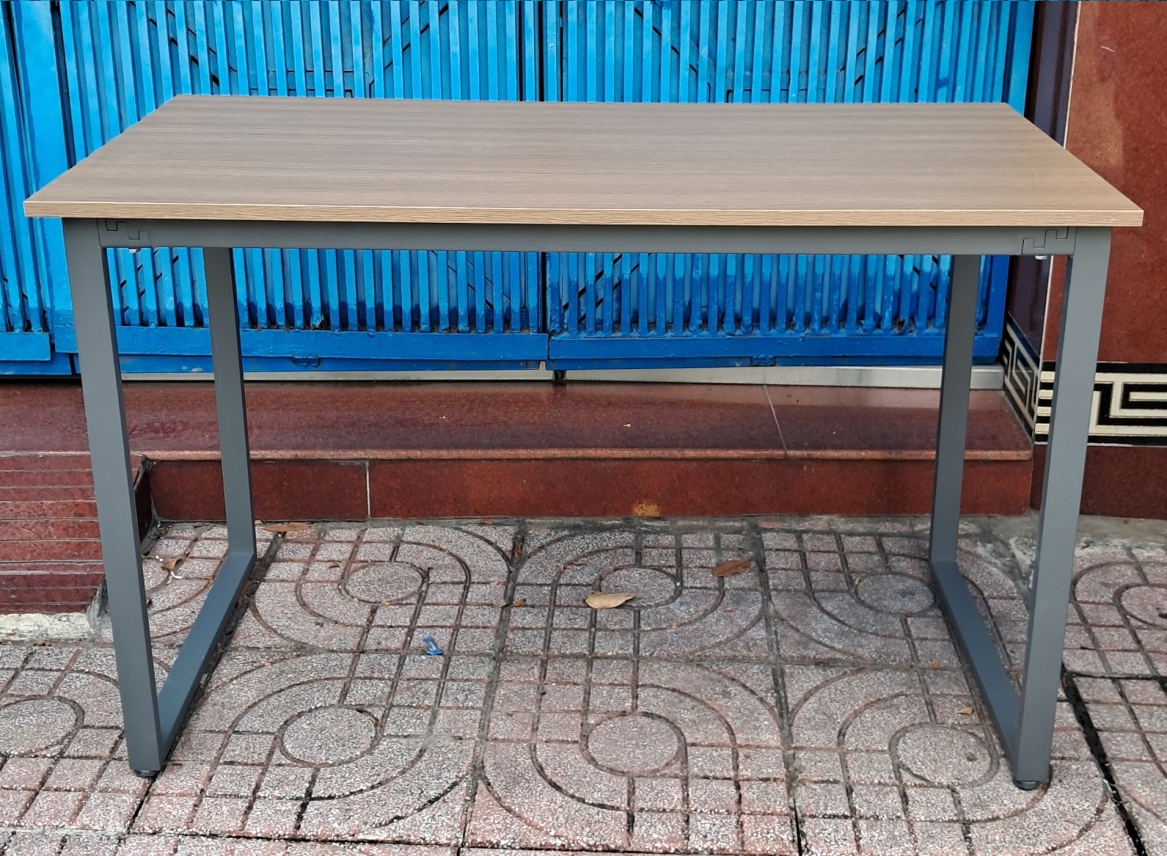 Bàn chân sắt chữ U dài 1m2