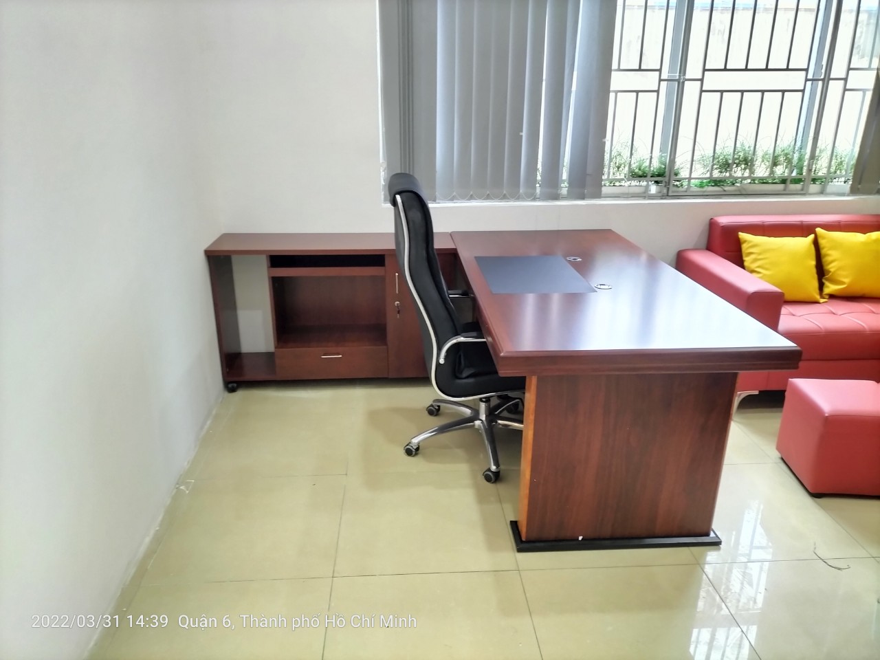 Bàn giám đốc sơn PU DT1680H37