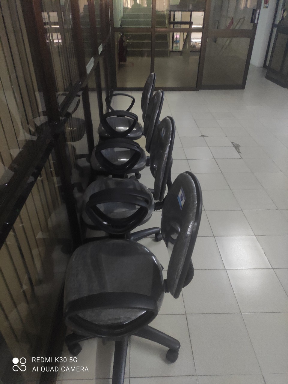 Ghế xoay nhân viên SG550