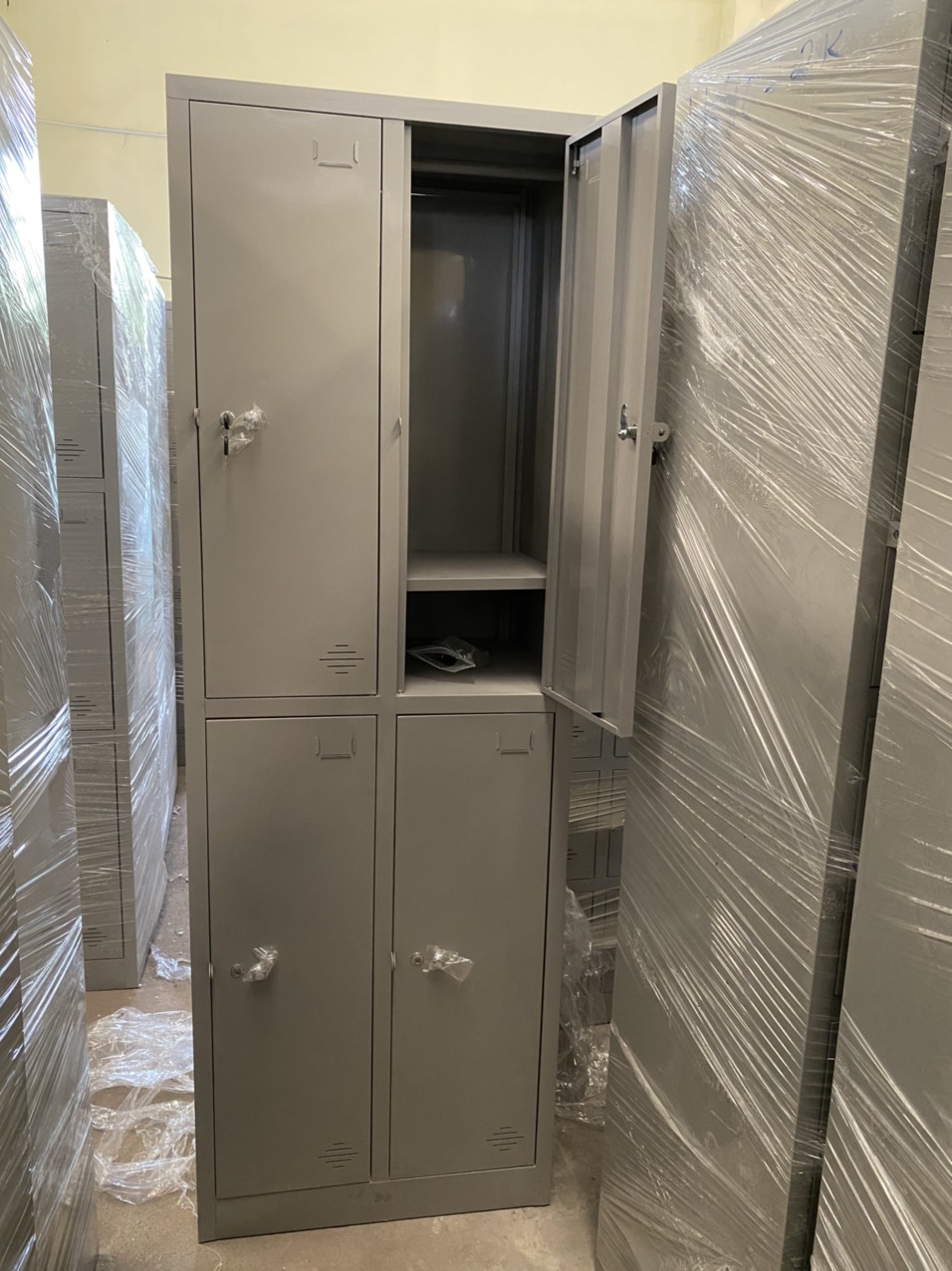 Tủ sắt đựng tài liệu PT982-3K