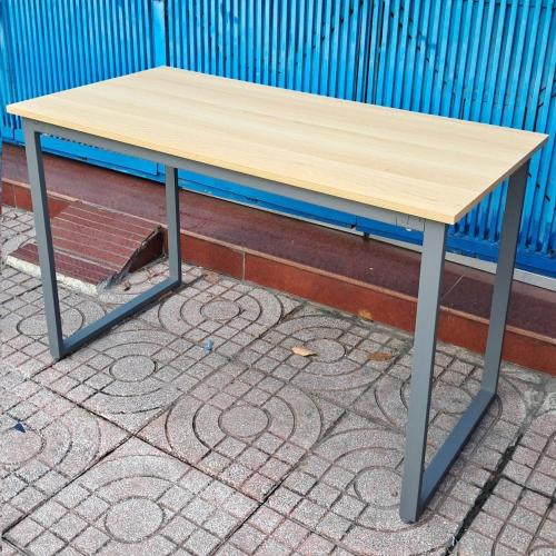 Bàn chân sắt chữ U dài 1m2