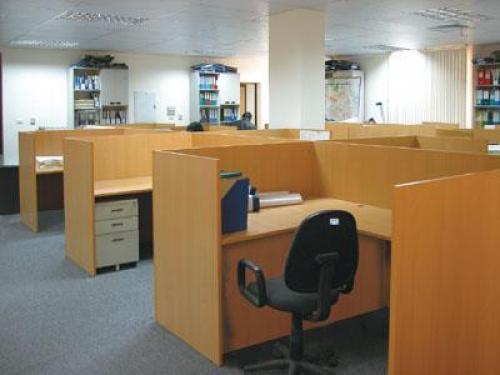 Vách ngăn gỗ văn phòng VN01