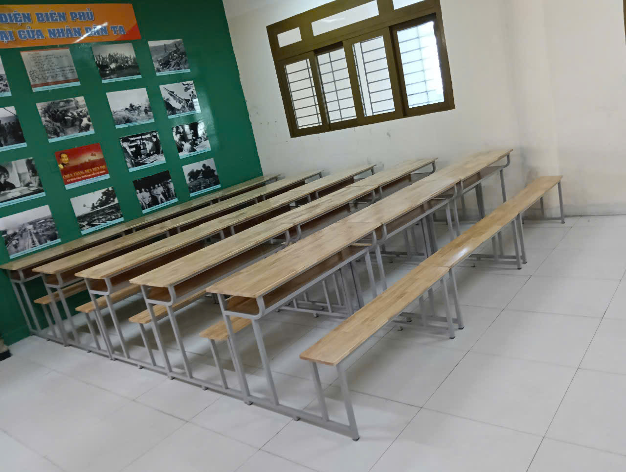 CUNG CẤP BÀN GHẾ HỌC SINH NHÀ THIẾU NHI HUYỆN BÌNH CHÁNH