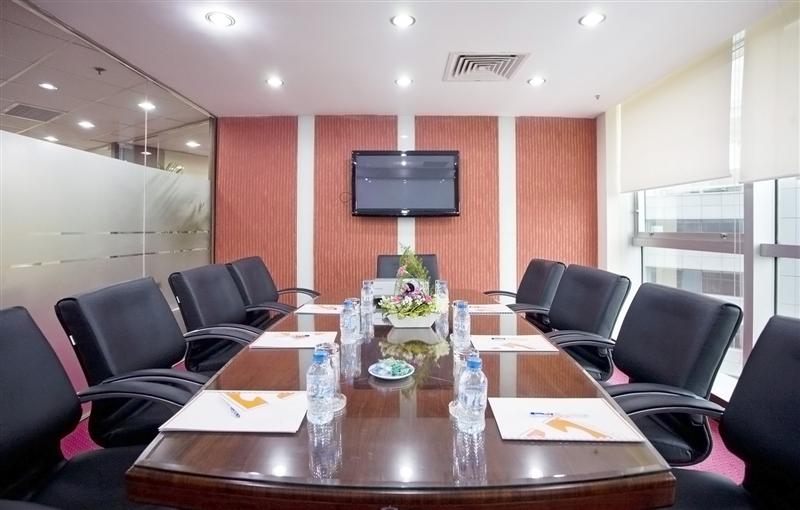 thi cong noi that van phong