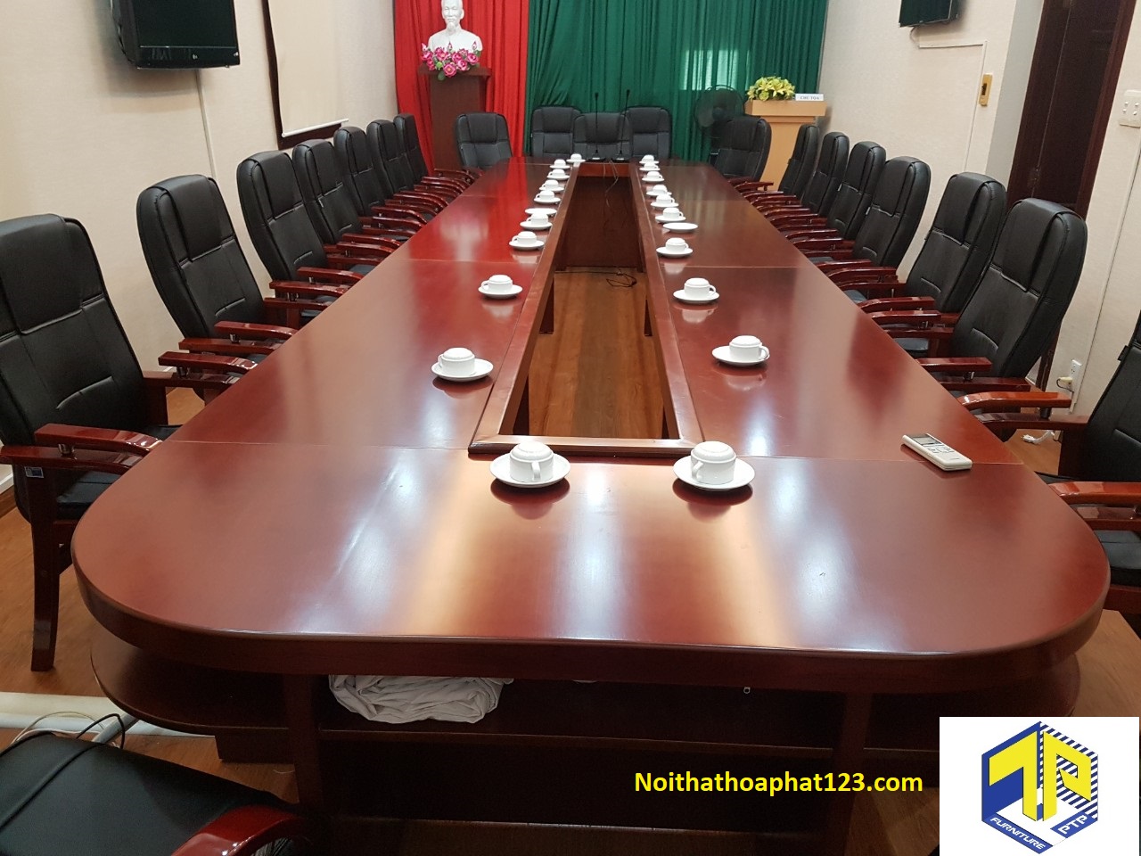 bàn ghế phòng họp hcm