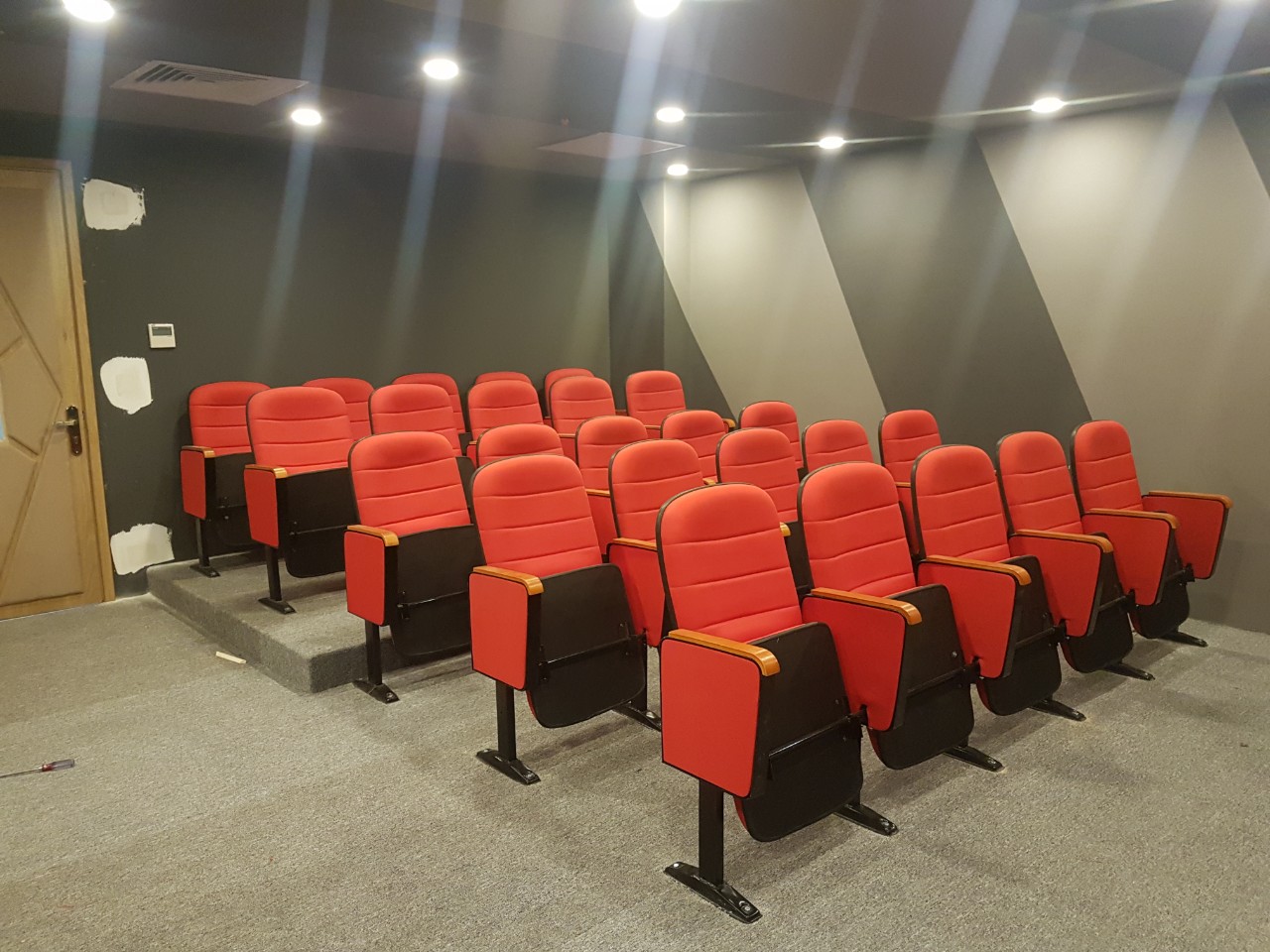 ghế hội trường hcm 1