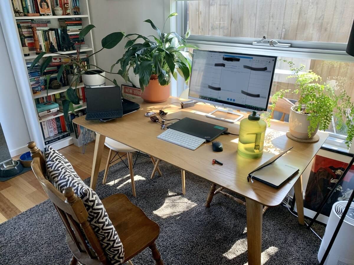 Tham khảo ngay những mẫu bàn ghế làm việc tại nhà mùa dịch mới nhất