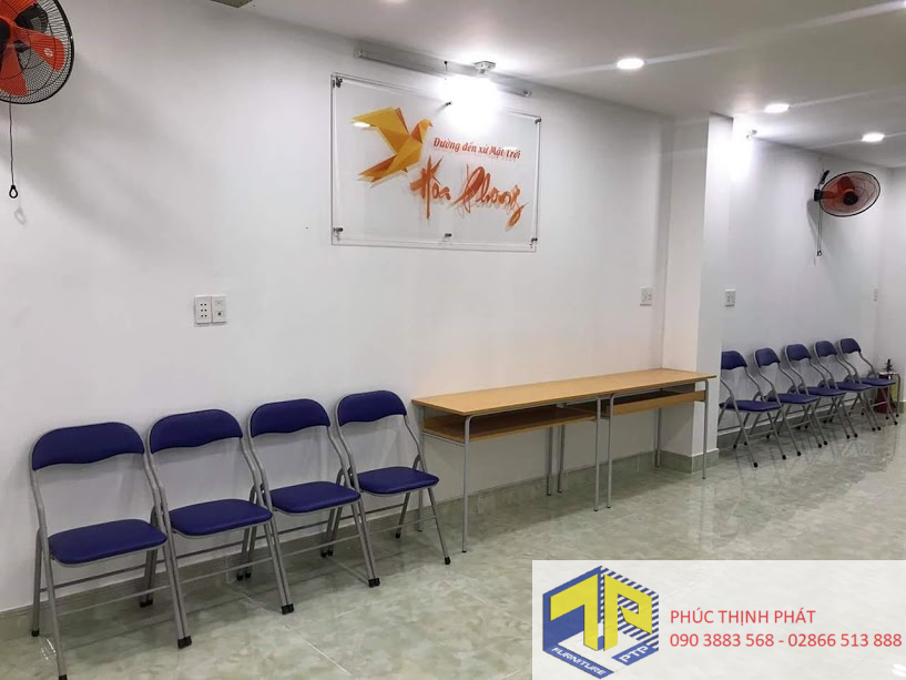 bàn ghế học sinh trung tâm hòa phong