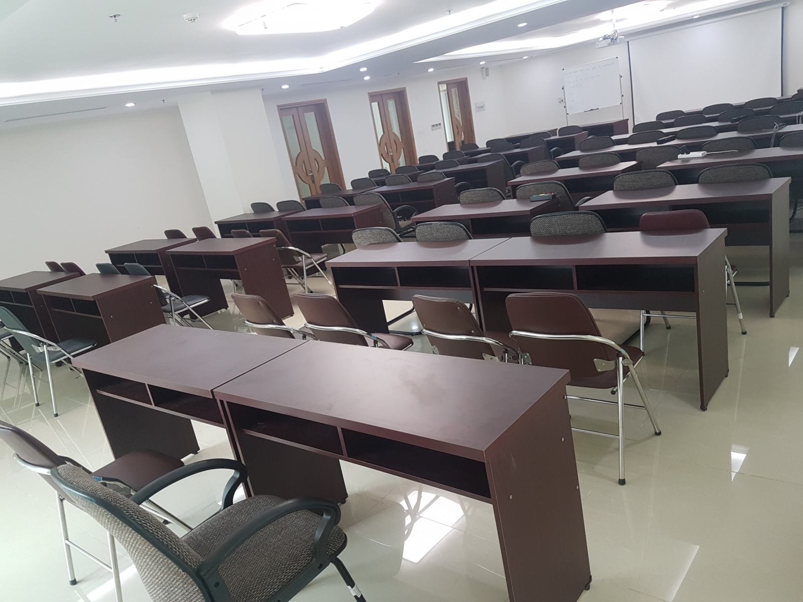 bàn ghế hội trường hòa phát hcm