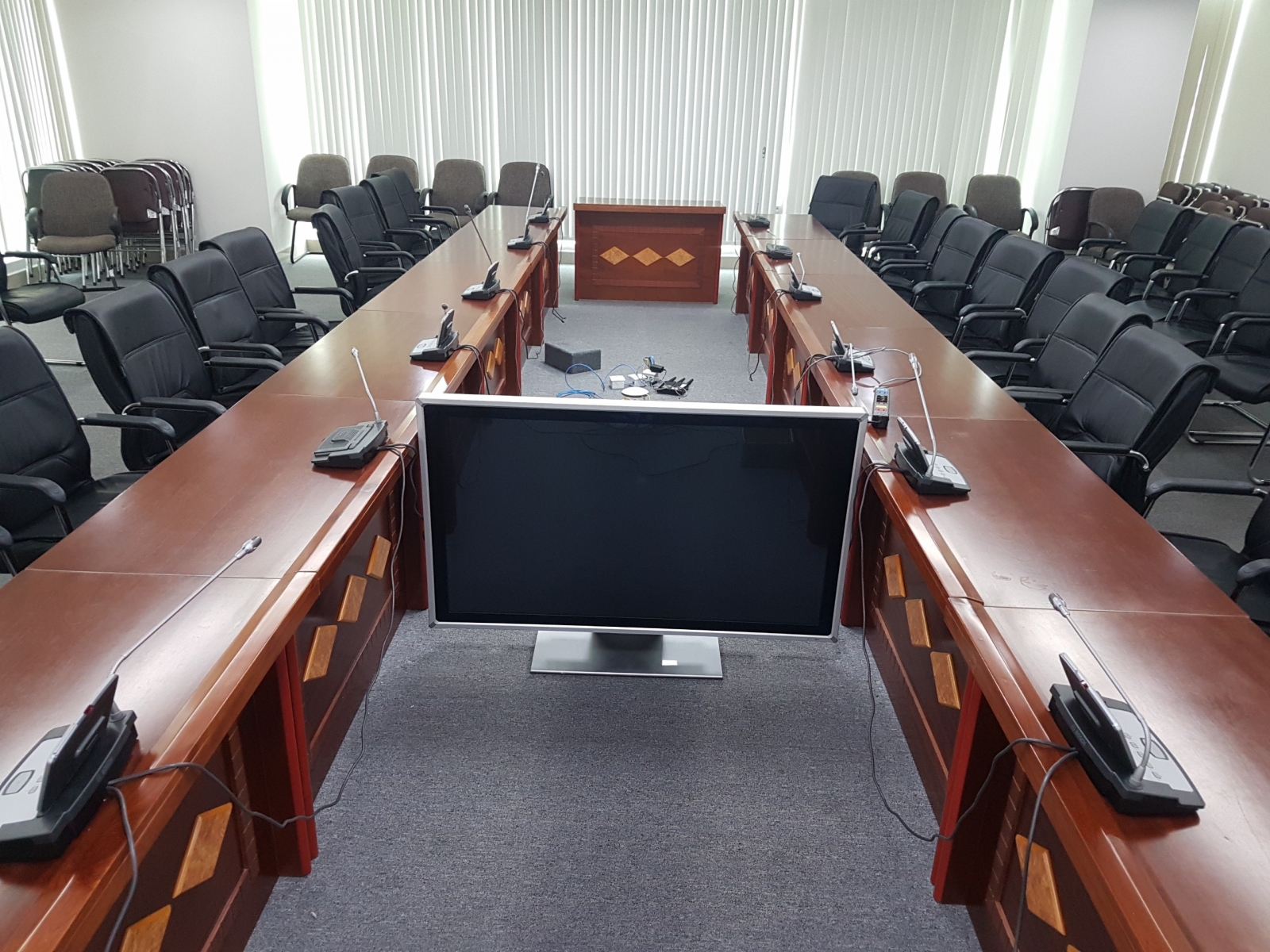 bàn ghế hội trường hòa phát