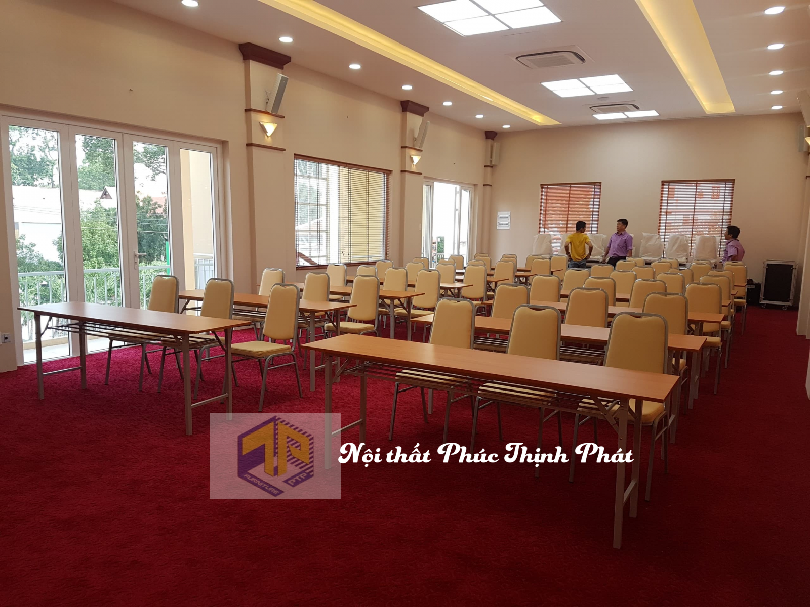 bàn ghế hội trường