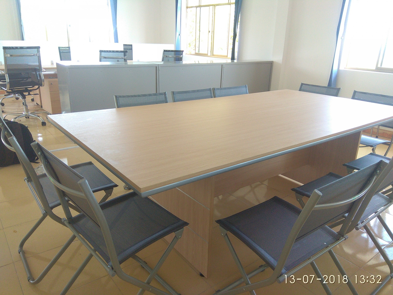 bàn ghế phòng họp