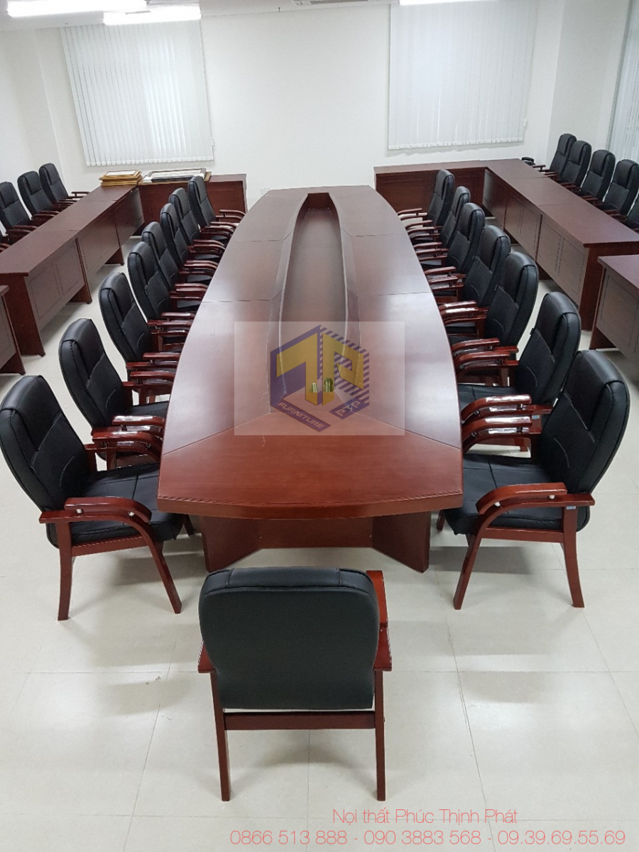 bàn họp văn phòng chính hòa phát