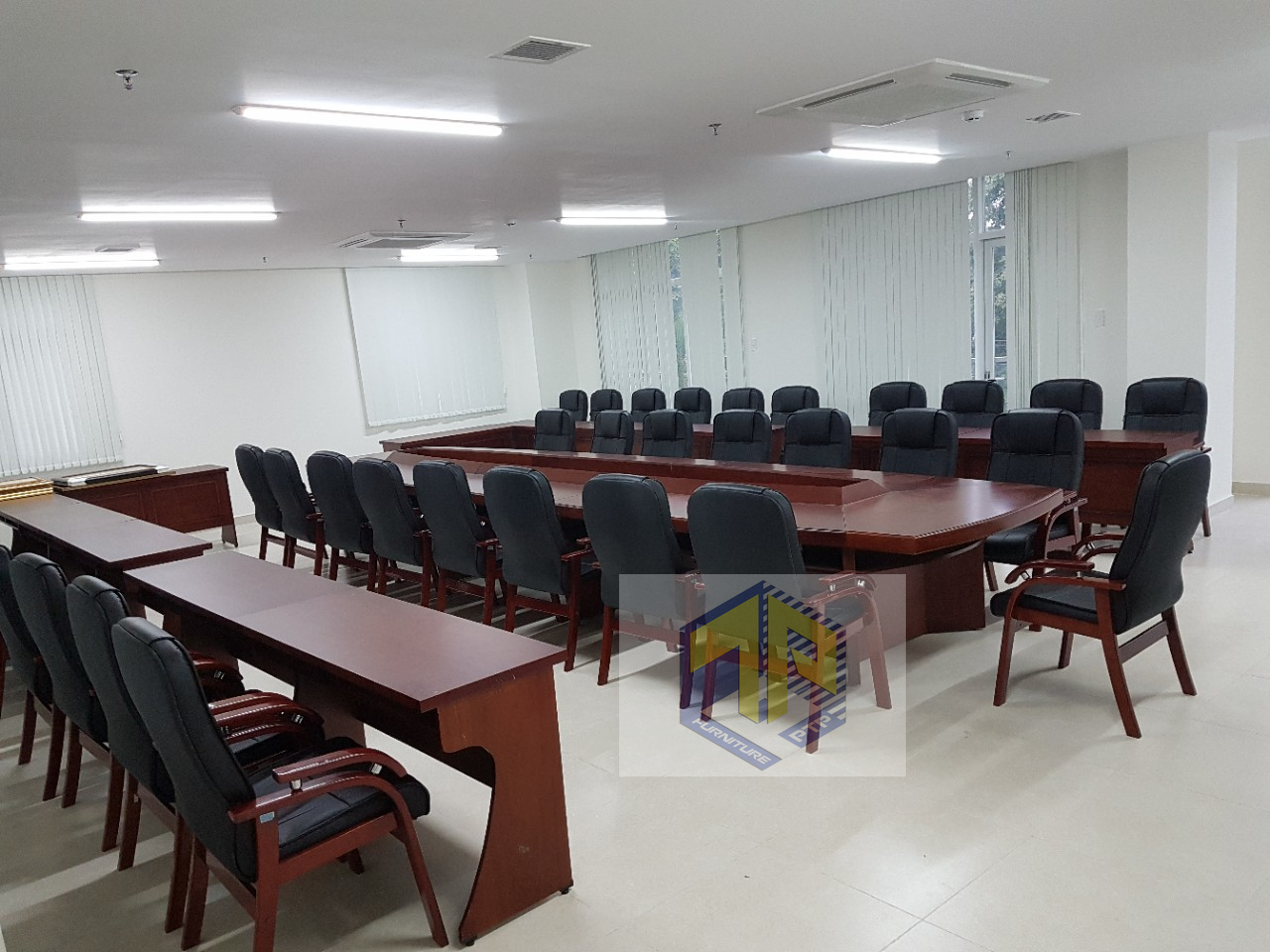 nội thất hòa phát