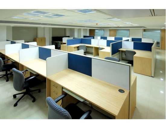 /ban-lam-viec-co-vach-ngan(2