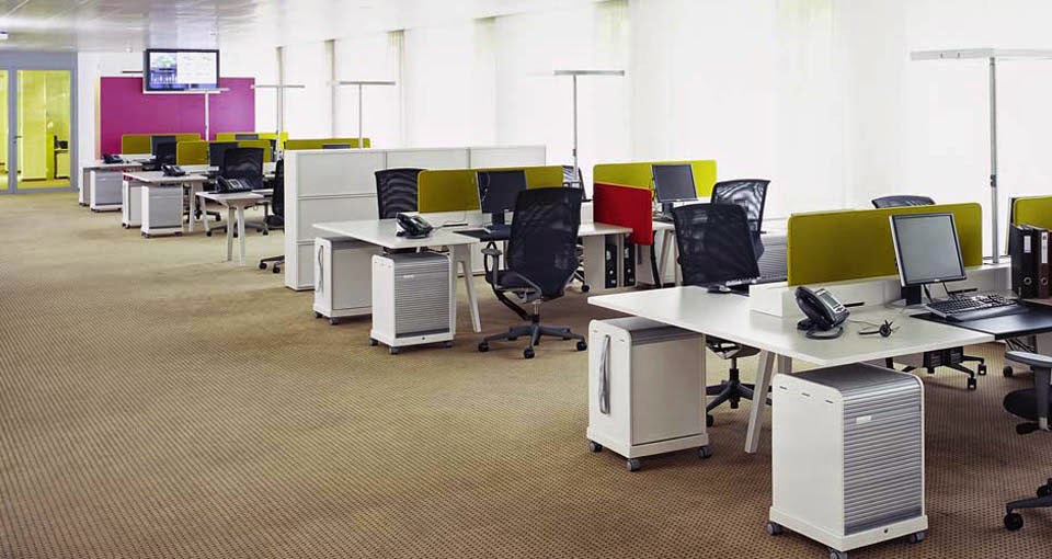 ban-lam-viec-dep-thoi-chua-du