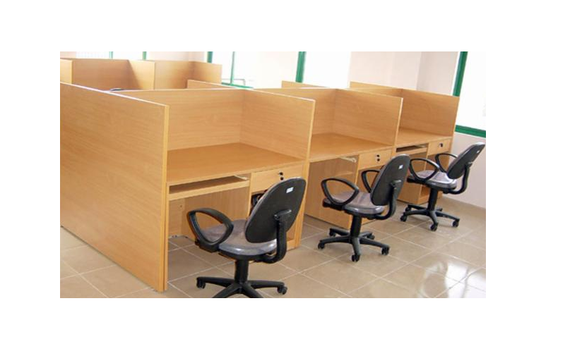 bàn làm việc liền vách ngăn gỗ tphcm