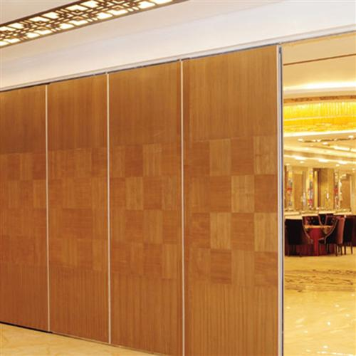 bao-gia-vach-ngan-di-dong-tphcm2