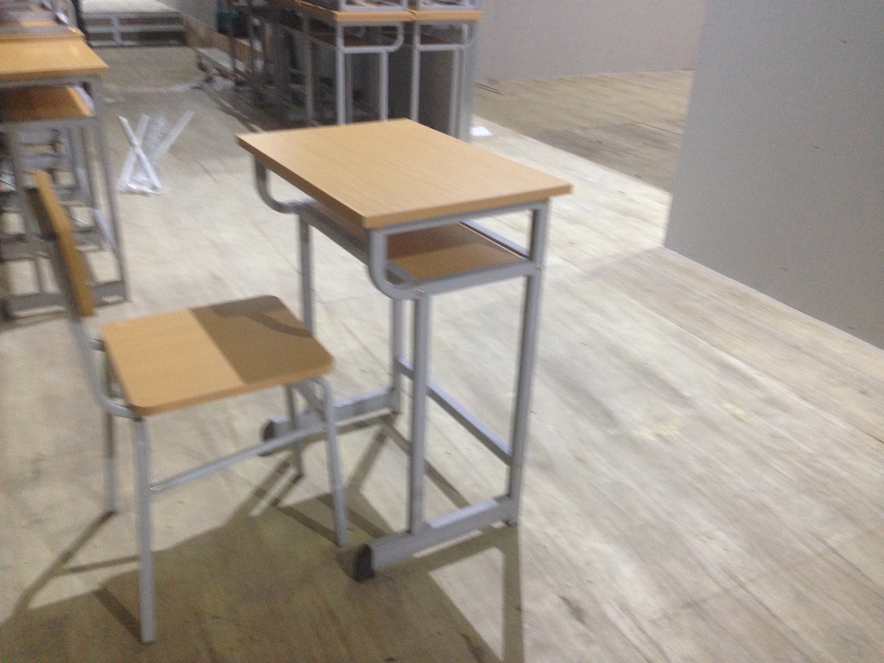 Bộ bàn học sinh 1 chỗ ngồi BHS64P