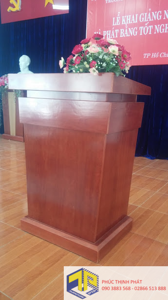 bục phát biểu