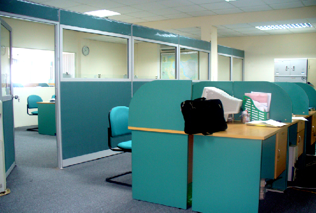 chon-vach-ngan-van-phong1