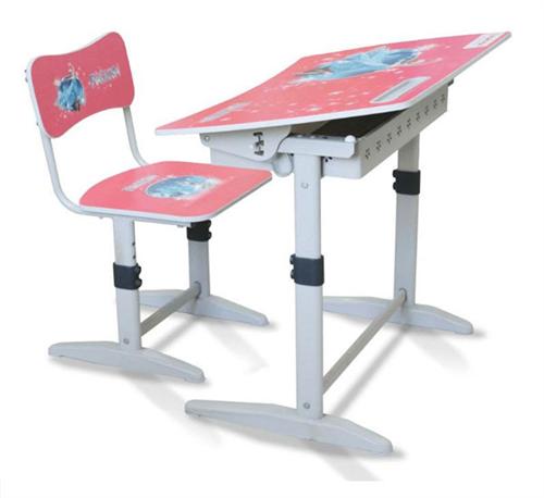 Có nên mua bàn ghế học sinh gia đình nhập khẩu từ Trung Quốc không?