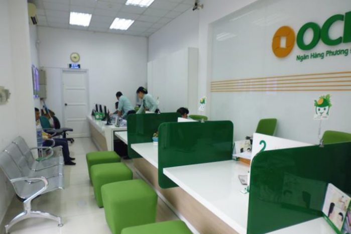 ghé phòng chờ ngân hàng