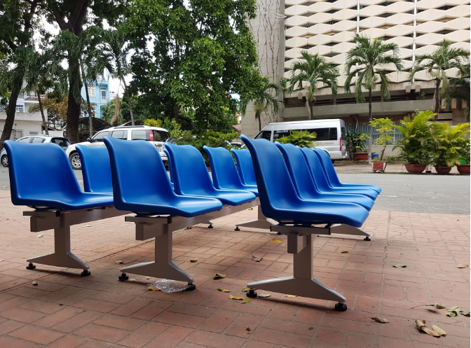 ghe-phong-cho-phong-kham-dakhoa-bienhoa-dongnai