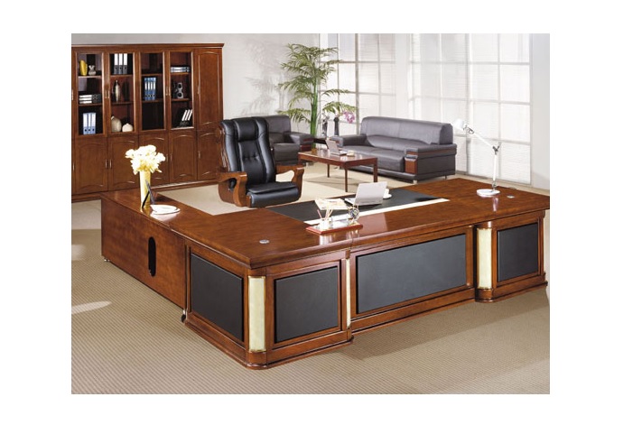 thiết kế bàn làm việc may mắn