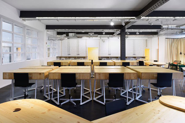 thiết kế nội thất văn phòng mở