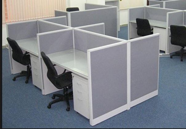 vách ngăn bàn làm việc khung nhôm