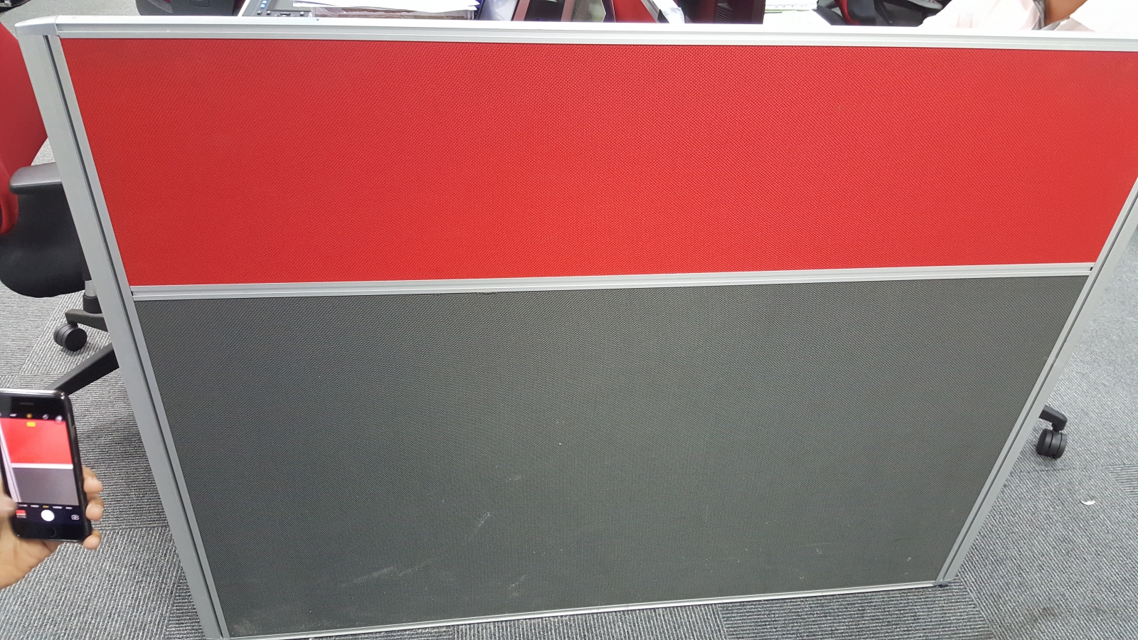 Vách ngăn nhôm nỉ 2 tầng VNNN-08