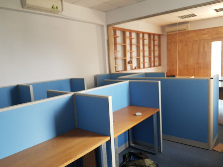 vách ngăn văn phòng