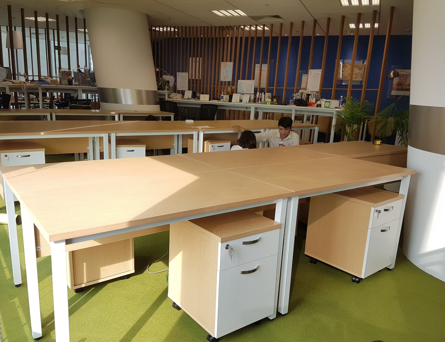 setup văn phòng cuối năm