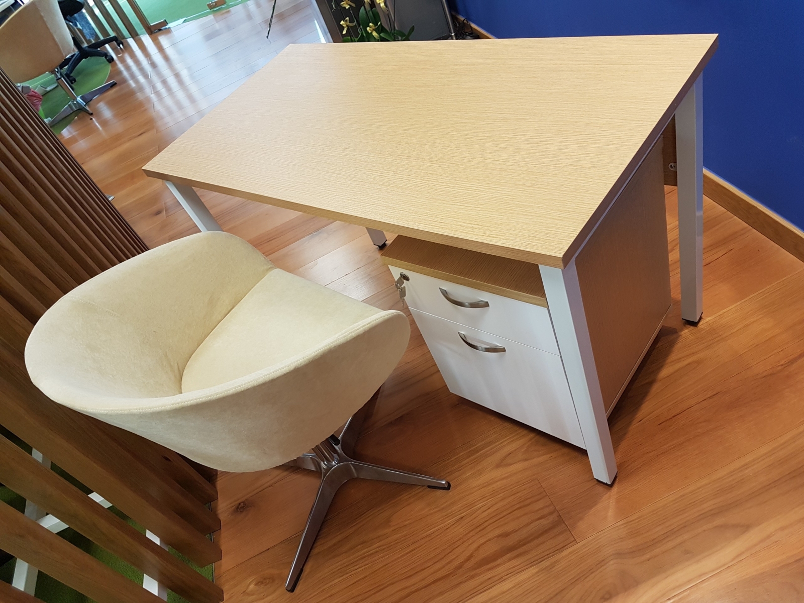 setup văn phòng cuối năm