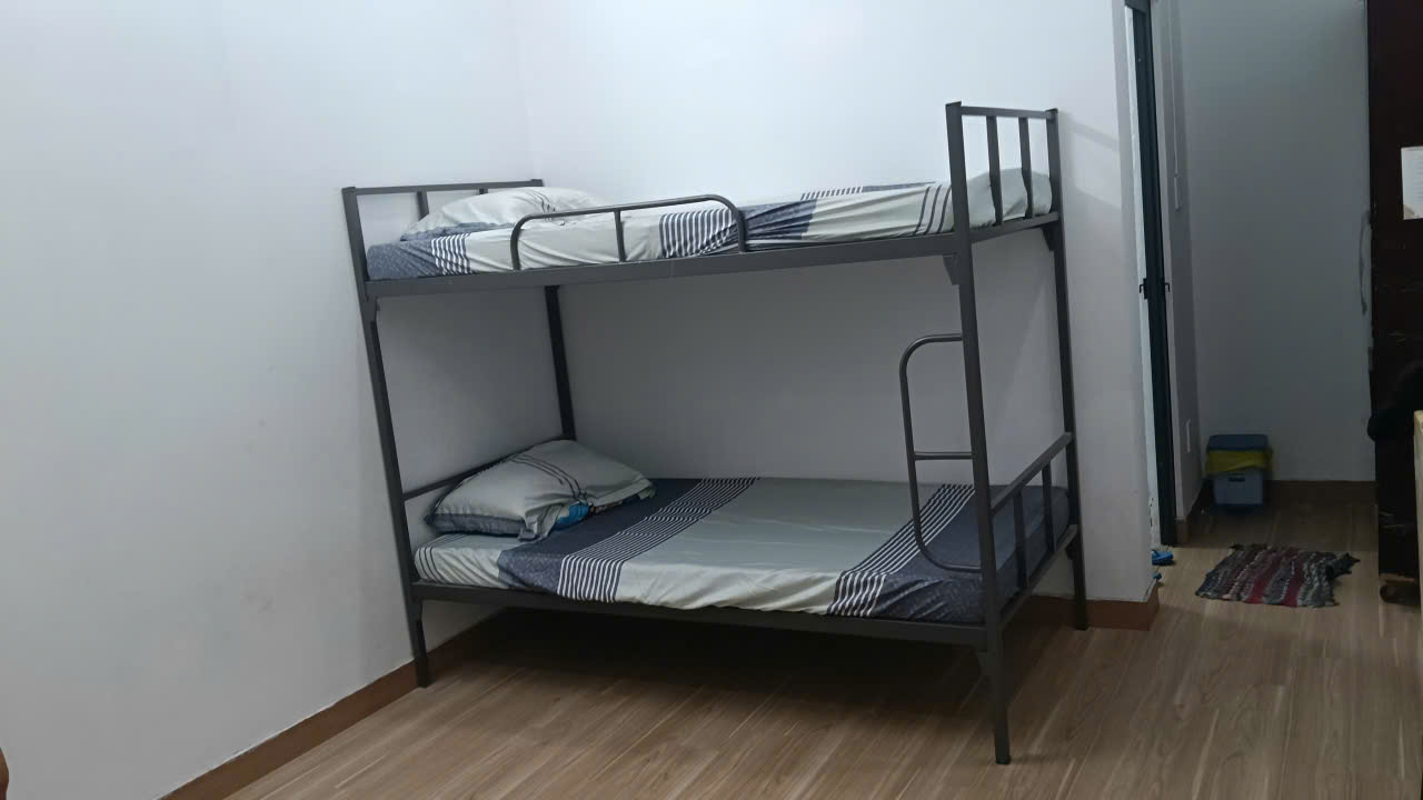 THI CÔNG LẮP ĐẶT GIƯỜNG TẦNG NHÀ KHÁCH GA SÀI GÒN